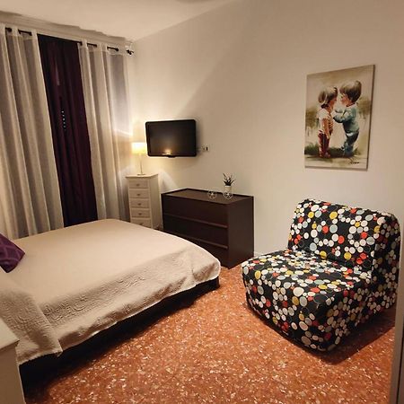 Sergio Tourist Rental Close Tiburtina Station Roma Exterior foto